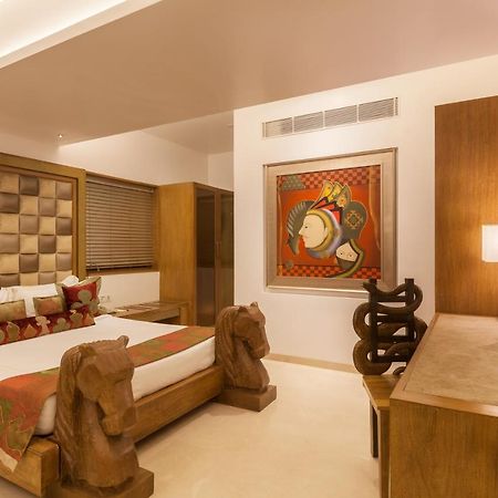 Le Sutra Hotel, Khar, Mumbai Ngoại thất bức ảnh
