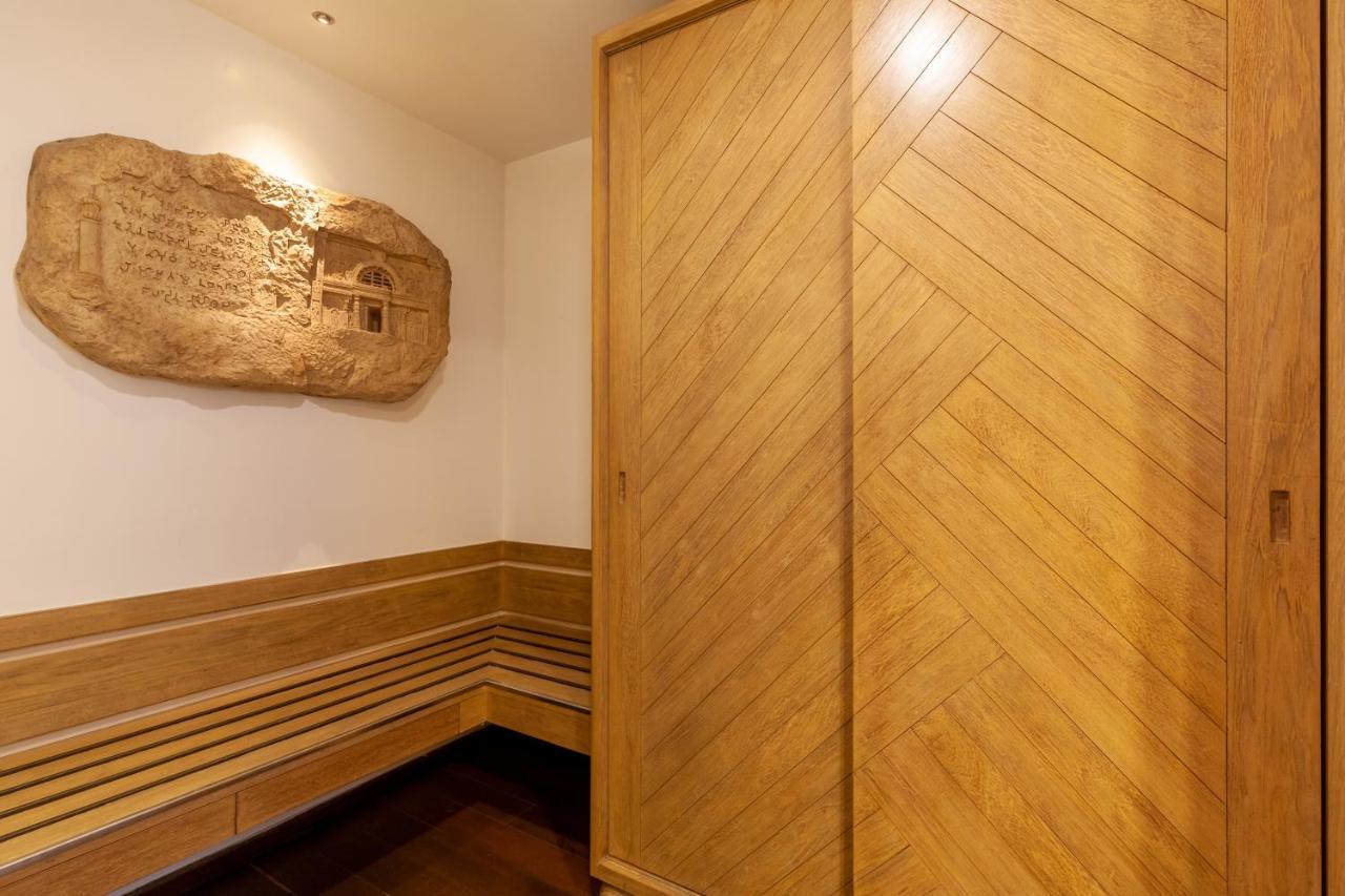 Le Sutra Hotel, Khar, Mumbai Ngoại thất bức ảnh
